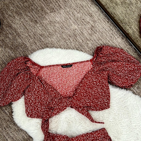 Top and skirt set - Picture 2 of 5